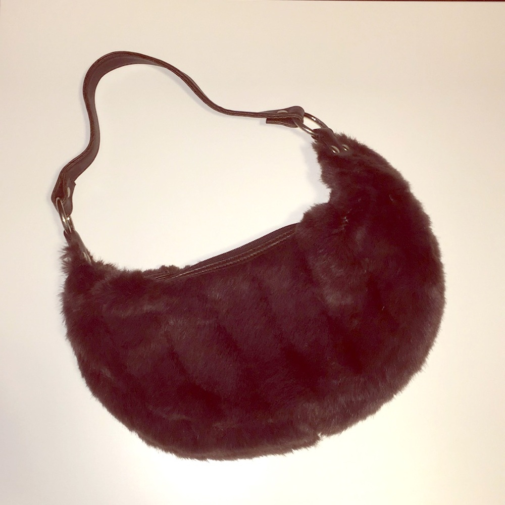 Brown fur bag with leather strap